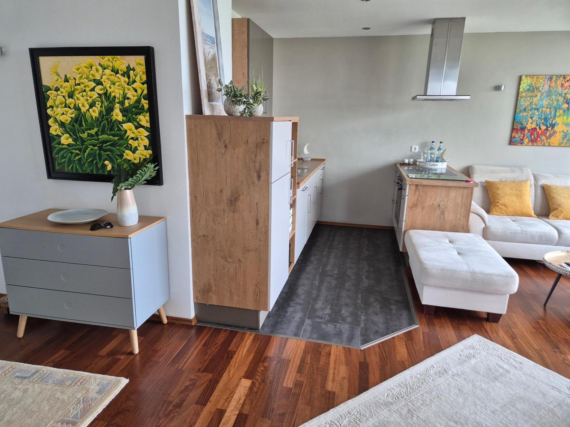 Apartamento "Myharbourfront", Luxurioeses Wohnen An Der Hafenmole Rostock Exterior foto