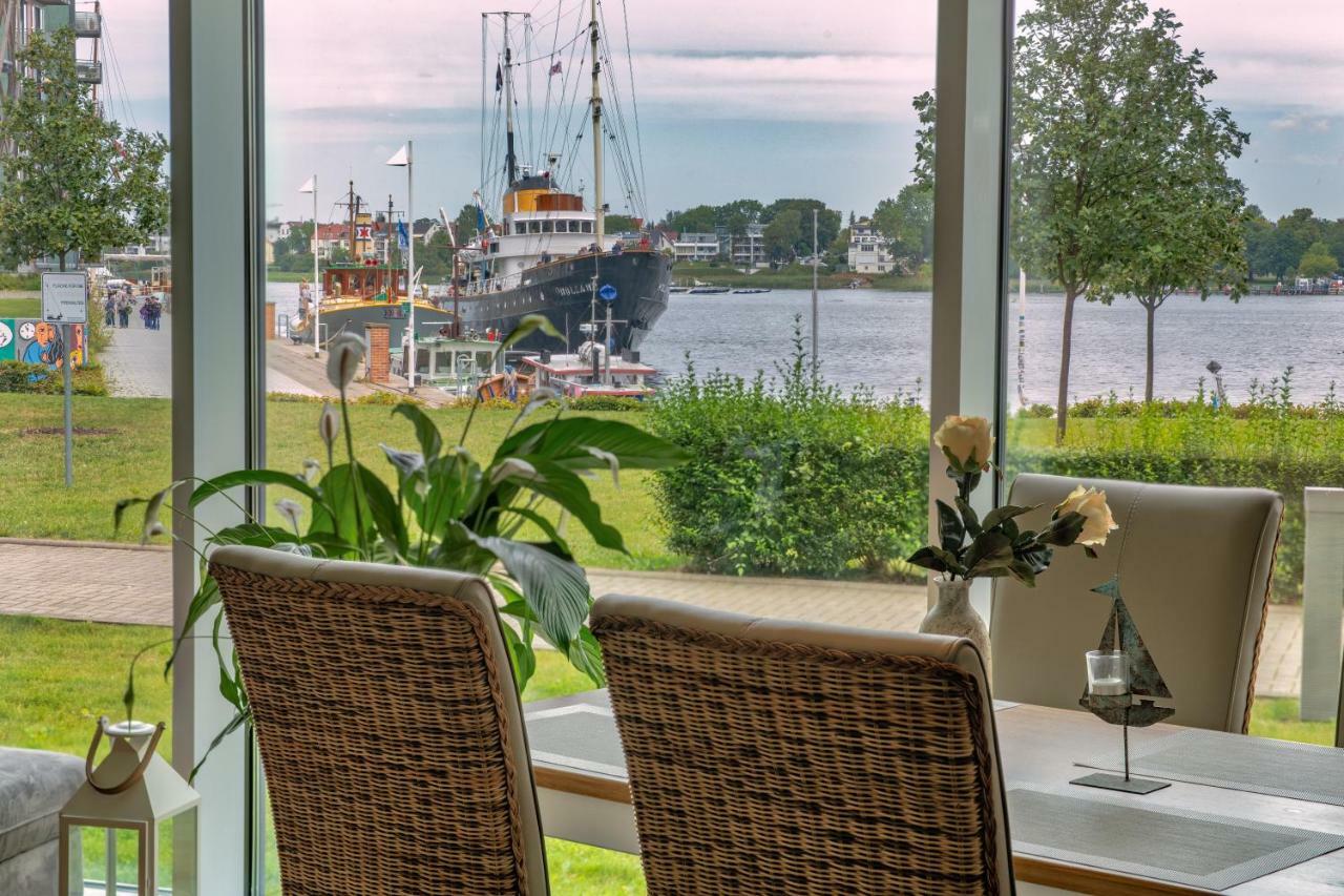 Apartamento "Myharbourfront", Luxurioeses Wohnen An Der Hafenmole Rostock Exterior foto