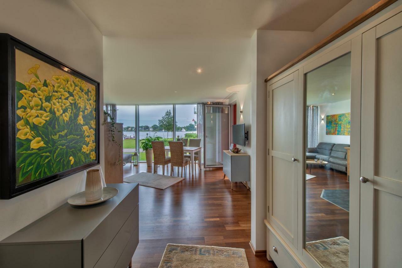 Apartamento "Myharbourfront", Luxurioeses Wohnen An Der Hafenmole Rostock Exterior foto